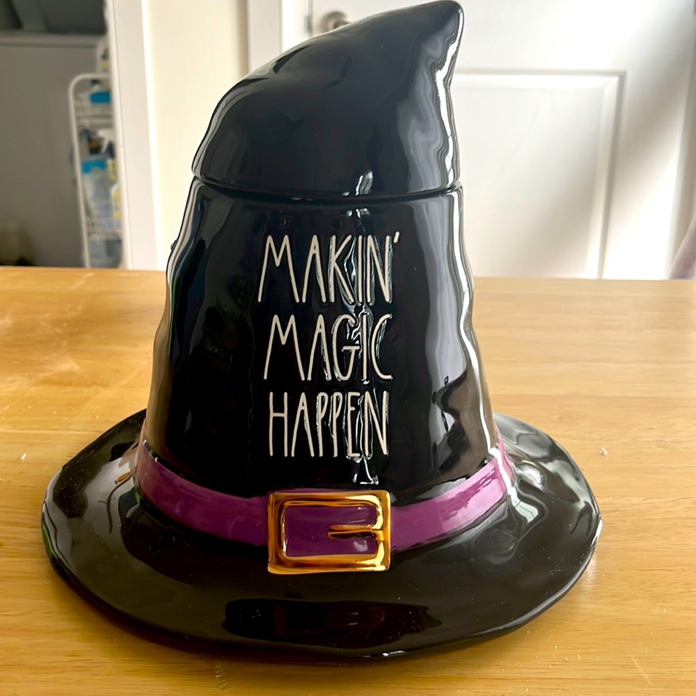 RD SALE! NEW- Rae Dunn Makin' Magic Happen- candy/cookies; ~10.5 x 10"